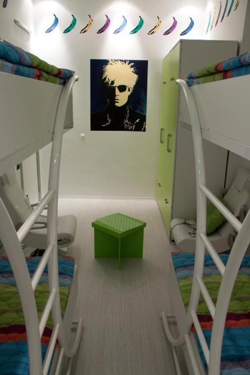 Pop Art Хостел *